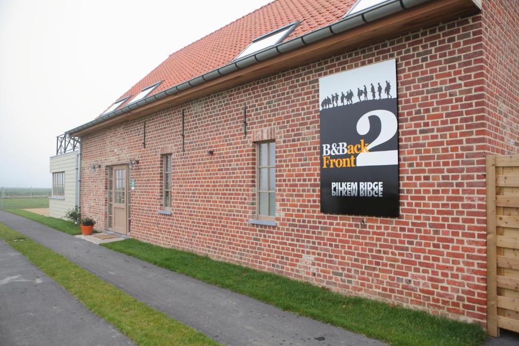 B&B Back2Front Boezinge Exterior photo